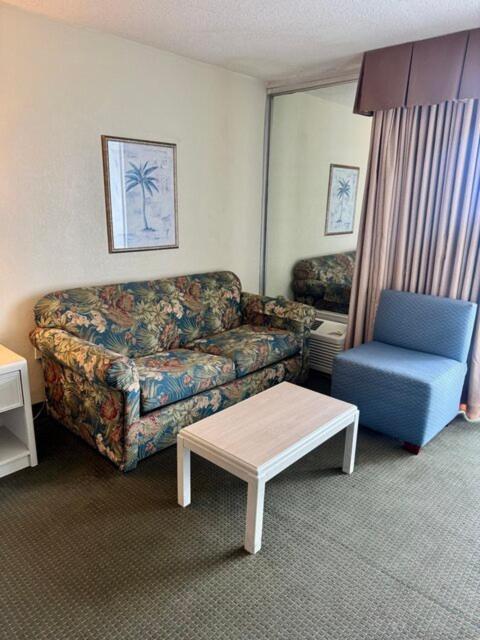 Boardwalk Beach Resort Миртл-Бич Экстерьер фото